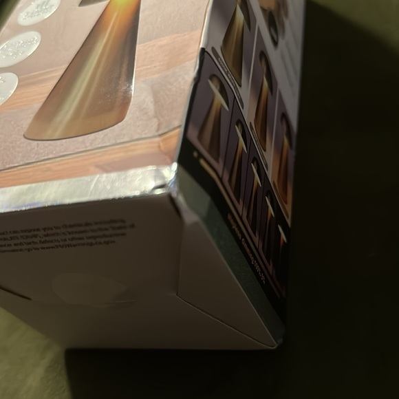 NEW Lax Gadgets Modern Gold Mushroom LED Table Lamp - Picture 5 of 6